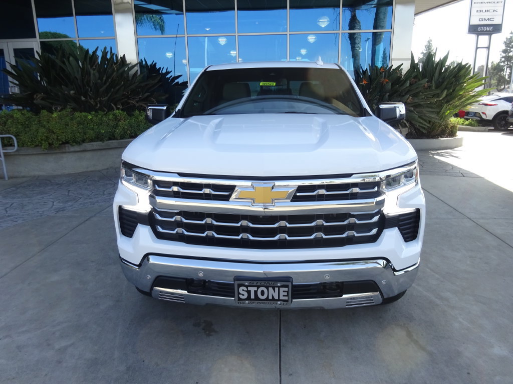 Certified 2022 Chevrolet Silverado 1500 LTZ AWD/4WD image 2