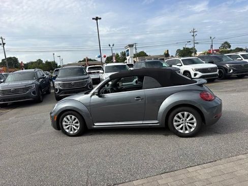 Used 2018 Volkswagen Beetle 2.0T S FWD image 40