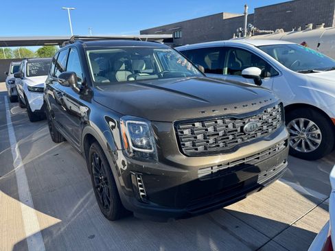 Certified 2021 Kia Telluride EX w/ EX Premium Package image 5
