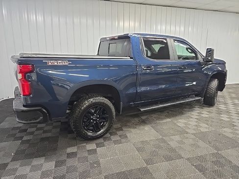 Used 2020 Chevrolet Silverado 1500 LT Trail Boss AWD/4WD image 3