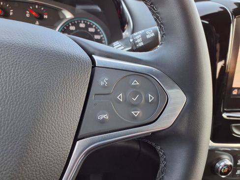 Used 2023 Chevrolet Traverse RS AWD/4WD image 14
