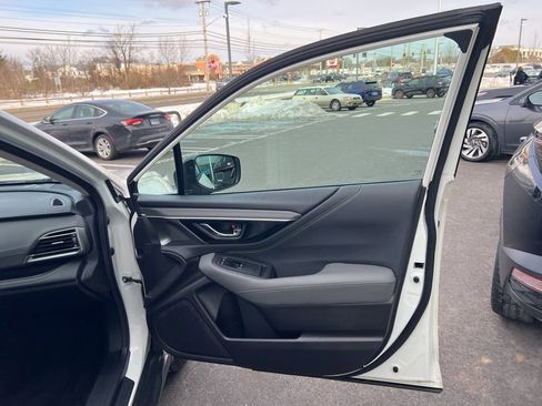 Used 2023 Subaru Outback Onyx Edition image 41