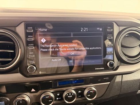 Used 2022 Toyota Tacoma TRD Off-Road AWD/4WD image 26