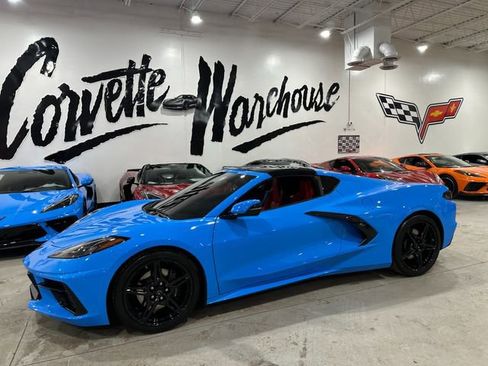 Used 2021 Chevrolet Corvette Stingray Coupe w/ Engine Appearance Package image 26
