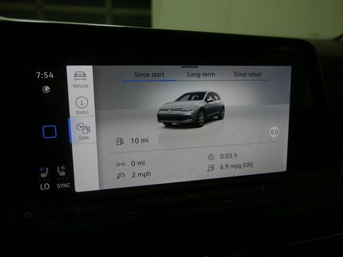 Used 2024 Volkswagen Golf R AWD/4WD image 32