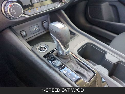 Certified 2025 Nissan Sentra S image 16