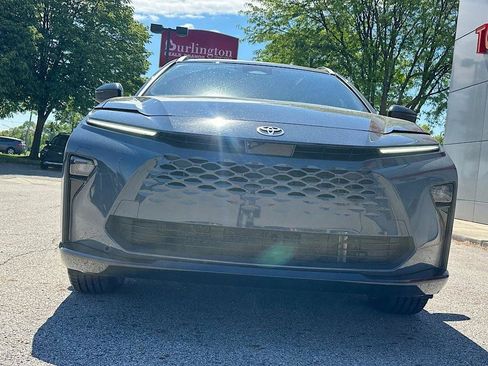 Certified 2025 Toyota Crown Signia w/ Tow-Hitch Package (TMS) AWD/4WD image 7