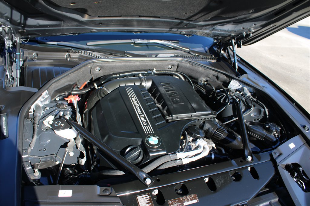 Used 2013 BMW 740Li RWD image 35
