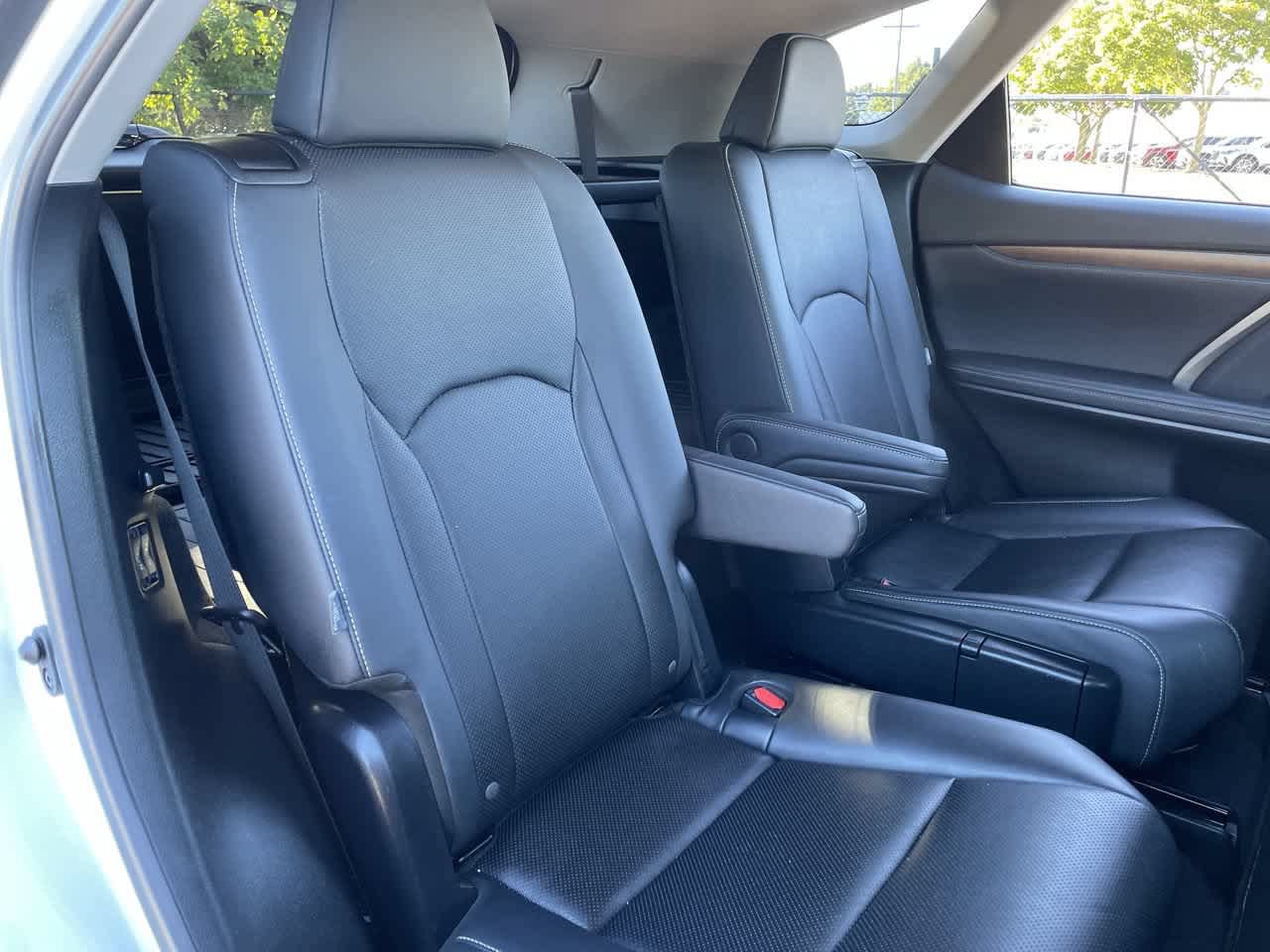 Used 2022 Lexus RX 350L Premium w/ Premium Package AWD/4WD image 15