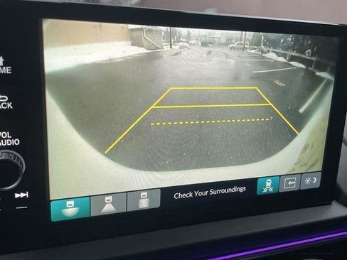 Used 2023 Honda Pilot EX-L image 10