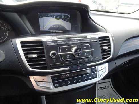 Used 2013 Honda Accord Sport image 19