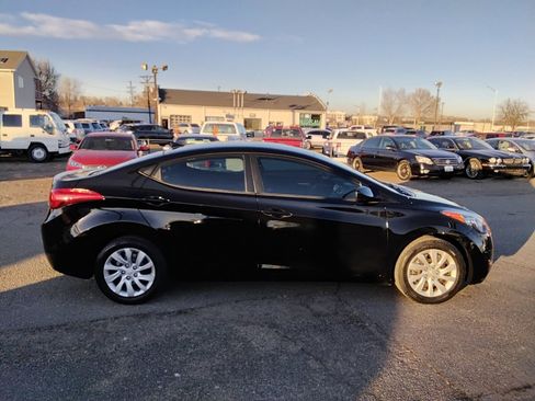 Used 2012 Hyundai Elantra GLS w/ Comfort Pkg 2 image 4