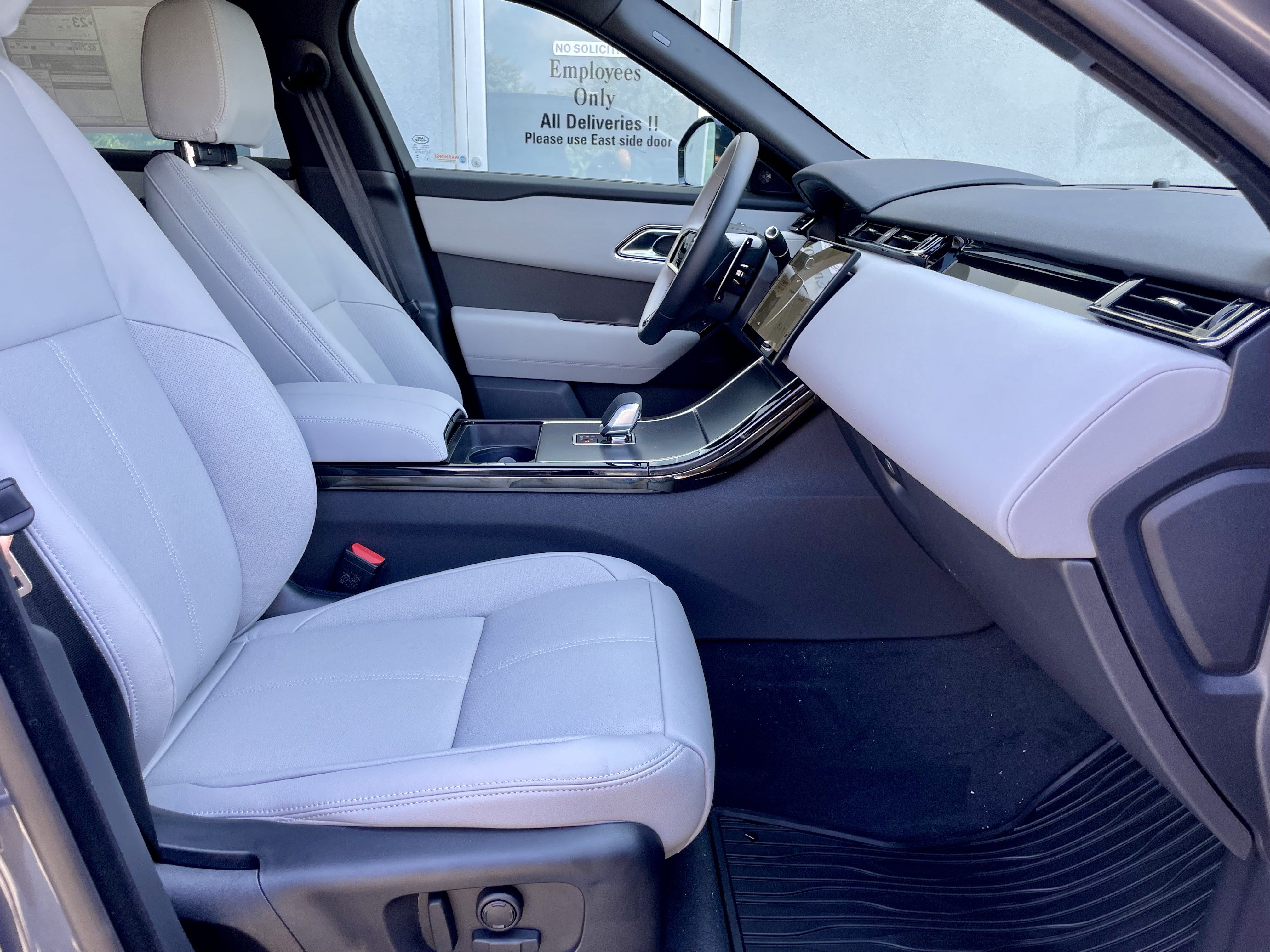 New 2026 Land Rover Range Rover Velar S AWD/4WD image 15