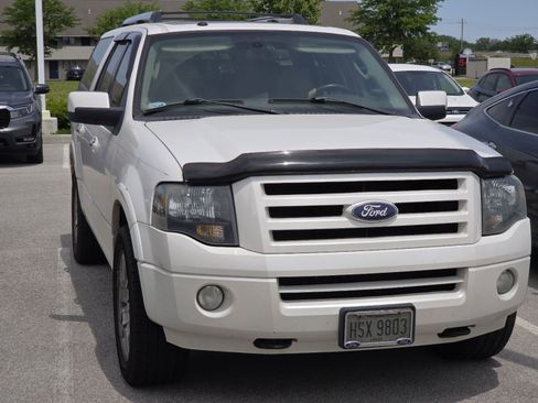 Used 2010 Ford Expedition EL Limited AWD/4WD image 2