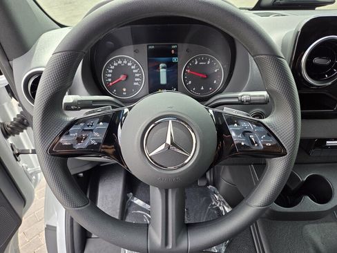 New 2026 Mercedes-Benz Sprinter 2500 image 24