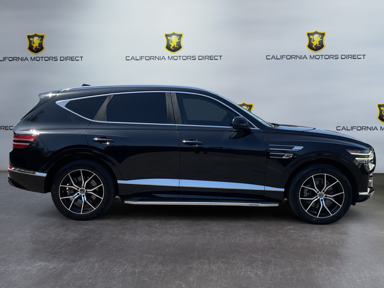 Used 2021 Genesis GV80 2.5T w/ Advanced Package 02 AWD/4WD image 4