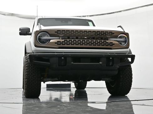 New 2025 Ford Bronco Badlands AWD/4WD image 39