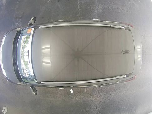 Used 2018 Nissan Rogue SV w/ Premium Package FWD image 5
