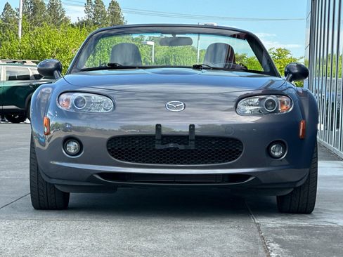 Used 2008 MAZDA MX-5 Miata Grand Touring w/ Premium Pkg RWD image 8