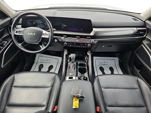 Used 2025 Kia Telluride S FWD image 13