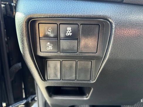 Used 2017 Honda CR-V EX image 16