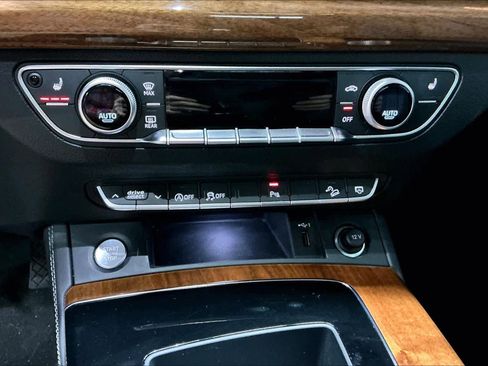 Certified 2023 Audi Q5 2.0T Premium Plus w/ Premium Plus Package image 33