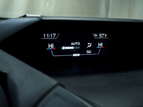 Used 2019 Subaru Forester Limited image 25