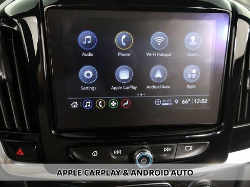 Used 2023 Chevrolet Traverse LT image 8