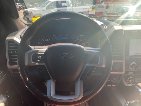Used 2018 Ford F150 King Ranch w/ Equipment Group 601A Luxury AWD/4WD image 23