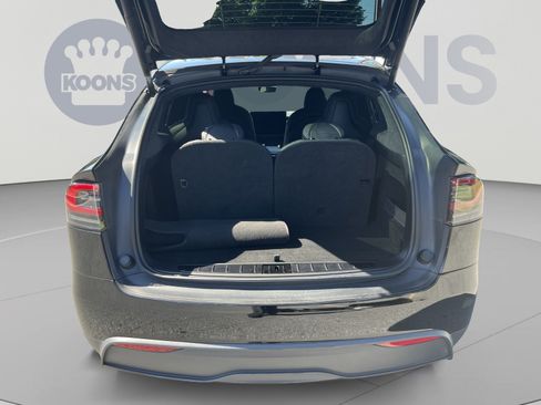 Used 2025 Tesla Model X AWD/4WD image 26