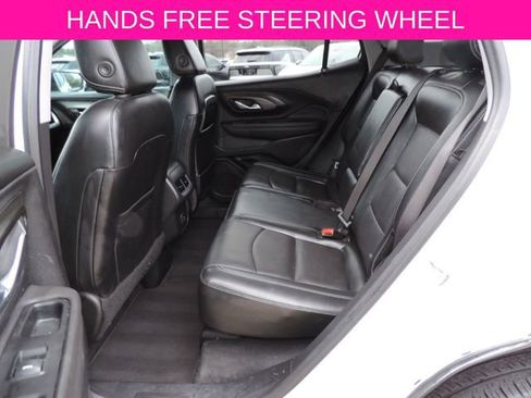 Used 2022 GMC Terrain SLT w/ Elevation Edition image 21