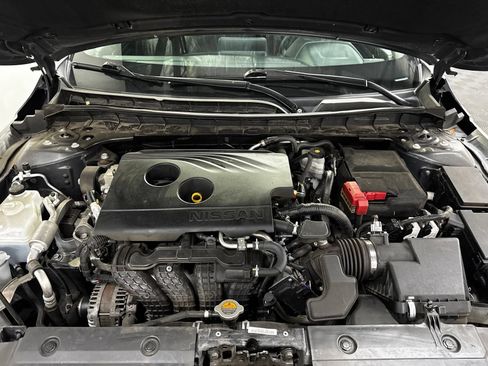 Used 2020 Nissan Altima 2.5 SV FWD image 10