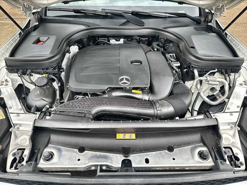 Used 2022 Mercedes-Benz GLC 300 image 13