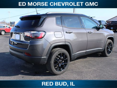 Used 2024 Jeep Compass Latitude w/ Convenience Group image 5