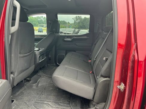 Used 2023 GMC Sierra 1500 Elevation w/ X31 Off-Road Package AWD/4WD image 5