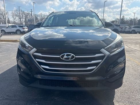 Used 2017 Hyundai Tucson SE image 3