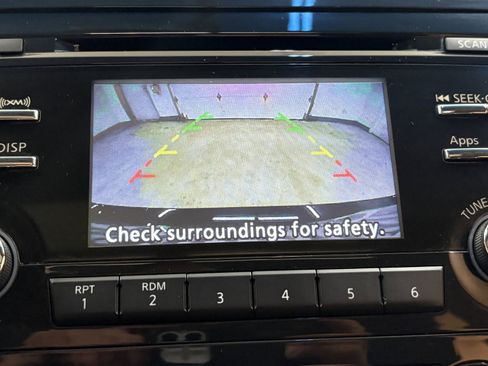 Used 2014 Nissan Altima 2.5 SL w/ Moonroof Package image 16