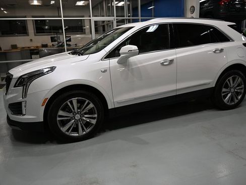 Used 2025 Cadillac XT5 Premium Luxury image 7