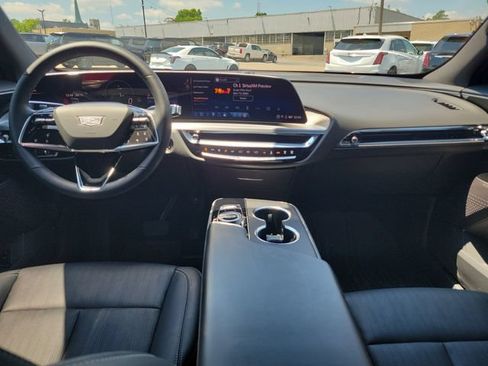Certified 2024 Cadillac Lyriq Sport AWD/4WD image 7