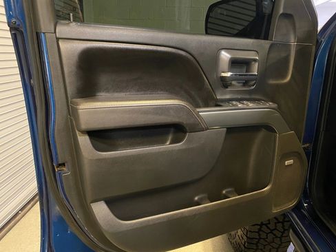 Used 2017 Chevrolet Silverado 1500 LT w/ Texas Edition AWD/4WD image 32