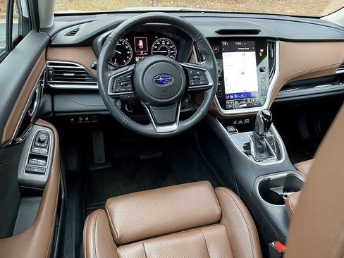 Used 2025 Subaru Outback Touring image 12
