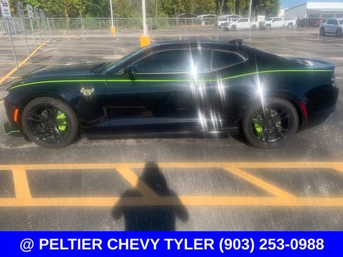 Used 2022 Chevrolet Camaro LT w/ RS Package RWD image 3