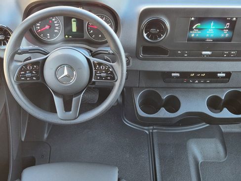 New 2024 Mercedes-Benz Sprinter 144 Cargo image 27