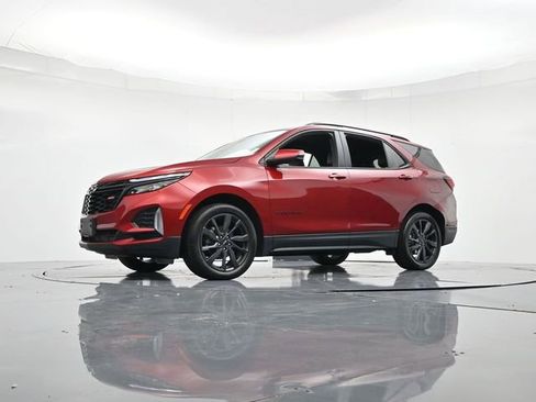 Used 2024 Chevrolet Equinox RS image 35