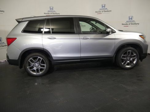 Certified 2023 Honda Passport EX-L image 3