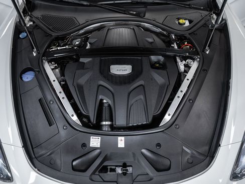 Used 2018 Porsche Panamera 4 w/ Premium Package Plus image 25