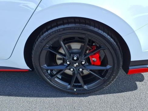 New 2026 Hyundai Elantra N FWD image 10