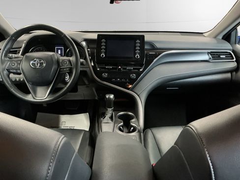 Used 2024 Toyota Camry SE FWD image 10