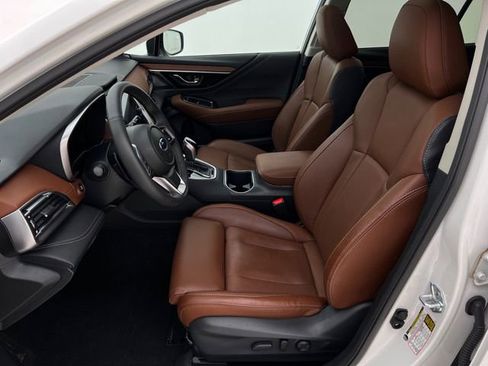 Used 2025 Subaru Outback Touring XT AWD/4WD image 11