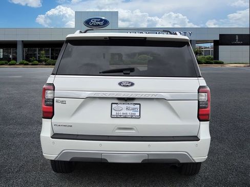 Certified 2020 Ford Expedition Platinum image 4